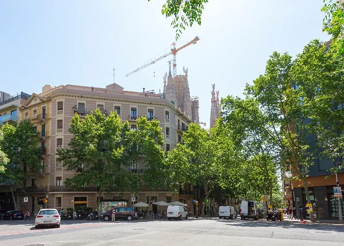 Centric Sagrada Familia Apartments